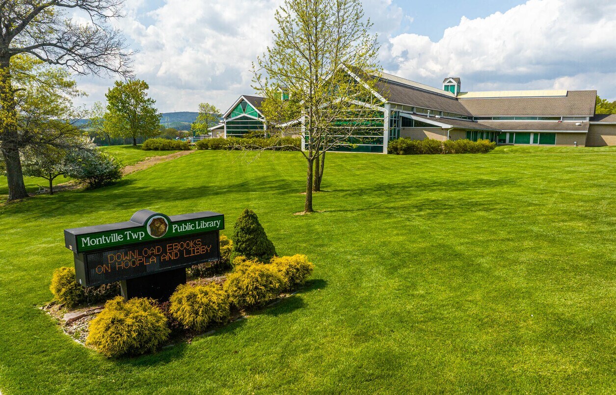 Montville Public Library