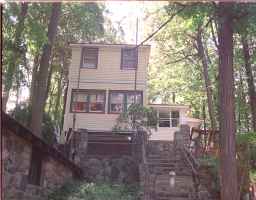 10 RIDGE RD, Bloomingdale Boro, NJ 07403