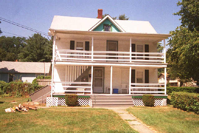 35 Ryerson Ave, Bloomingdale Boro, NJ 07403