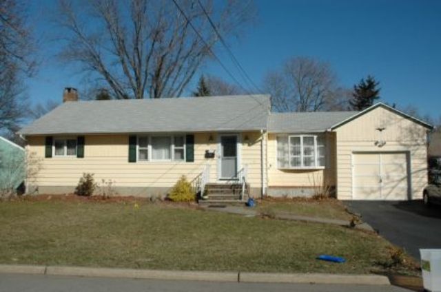 57 FERNWOOD CR, Riverdale Boro, NJ 07457