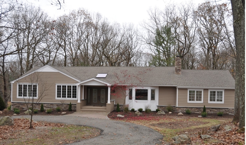 7 Pepperidge Tree Ter, Kinnelon Boro, NJ 07405