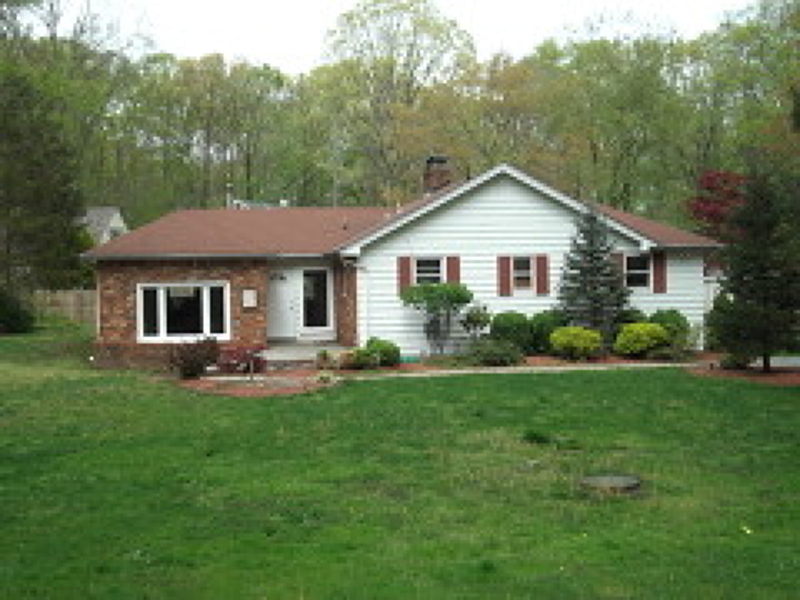 7 Old Gormely Ln, Kinnelon Boro, NJ 07405