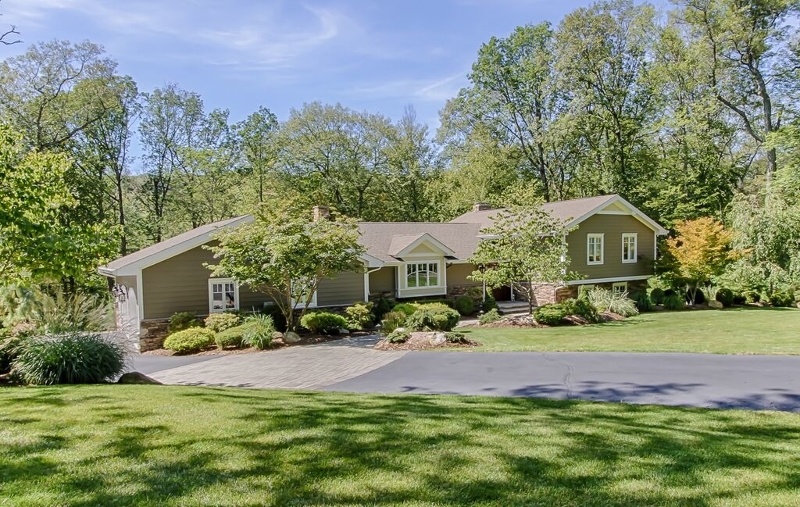 511 Pepperidge Tree Ln, Kinnelon Boro, NJ 07405