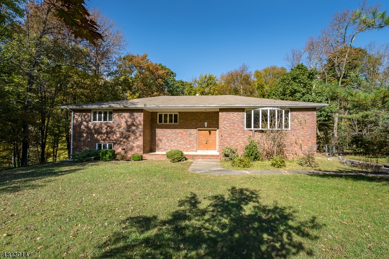 18 GOULD RD, West Milford Twp., NJ 07480