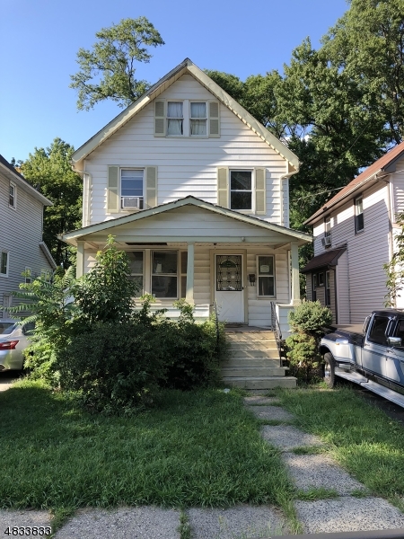 211 E 7TH AVE, Roselle Boro, NJ 07203