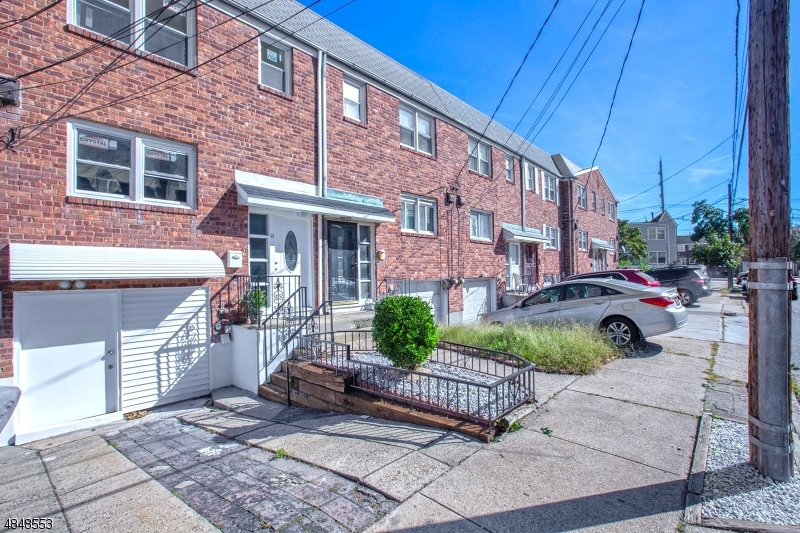 14 EXETER RD, Jersey City, NJ 07305