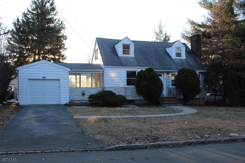 164 WATSON RD, Fanwood Boro, NJ 07023