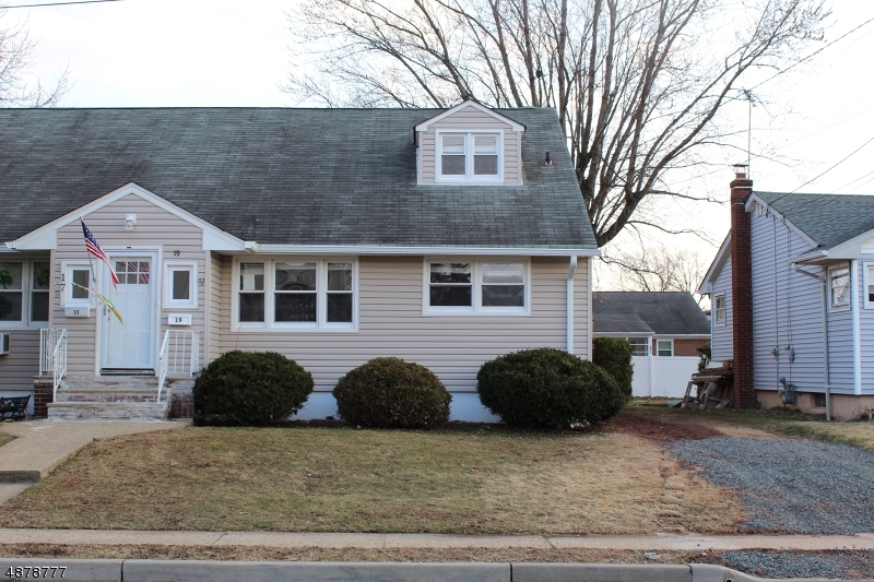 19 TENNYSON ST, Carteret Boro, NJ 00700