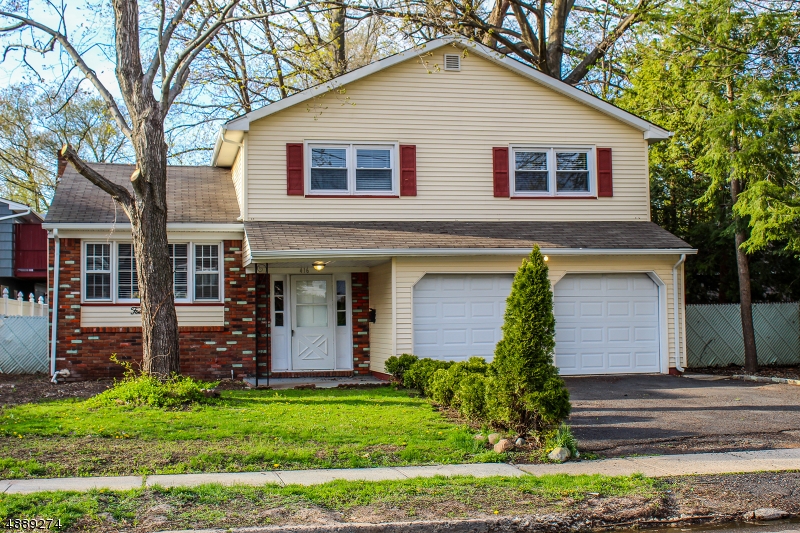 416 W 4TH AVE, Roselle Boro, NJ 07203