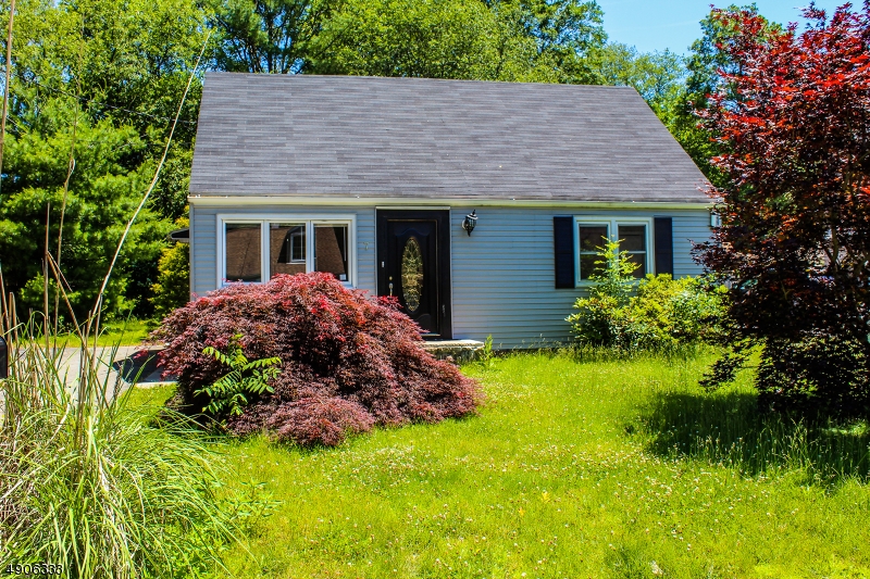 7 ANN ST, Bloomingdale Boro, NJ 07403
