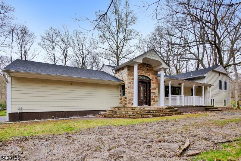 441 PEPPERIDGE TREE LN, Kinnelon Boro, NJ 07405