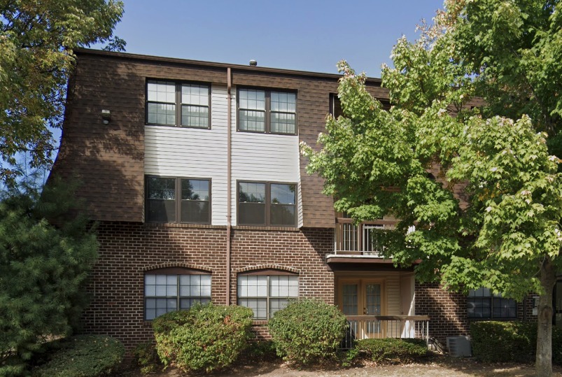 1403 GREEN HOLLOW DR, Woodbridge Twp., NJ 08830