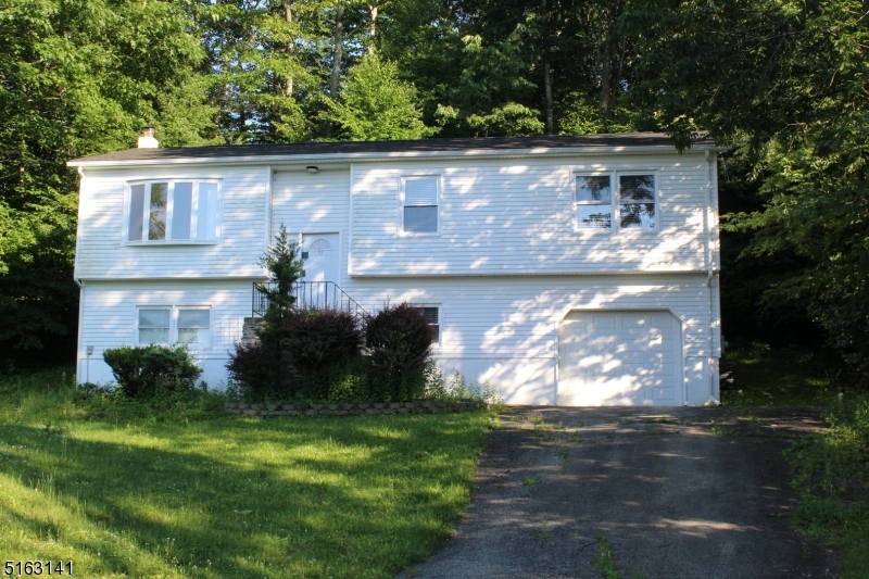 32 Chestnut Tree Dr, Vernon Twp., NJ 07422