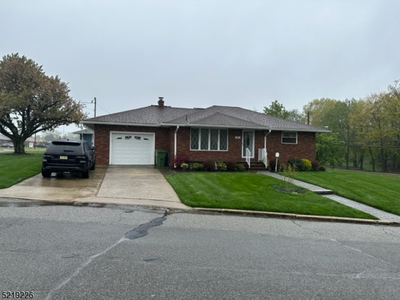 23 Hilltop Ave, Sayreville Boro, NJ 08879