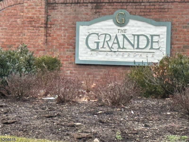 2103 Ramapo Ct, Riverdale Boro, NJ 07457